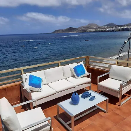 Isamaria Terraza En La Playa *