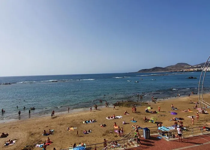Isamaría Terraza Y Piscina En La Playa * Las Palmas de Gran Canárias