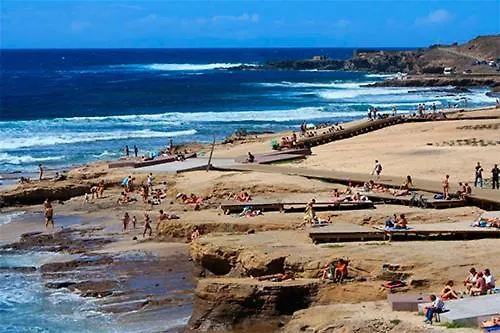 Isamaria Terraza En La Playa Лас-Пальмас-де-Гран-Канария